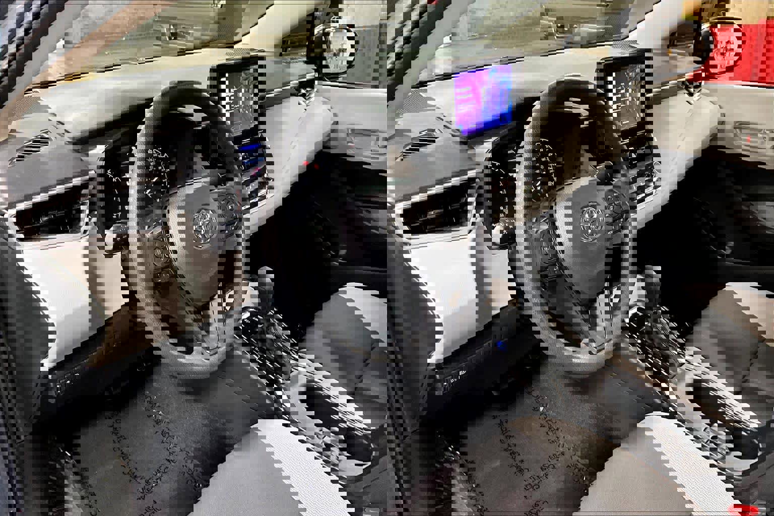 Used 2024 Toyota Corolla LE image 17