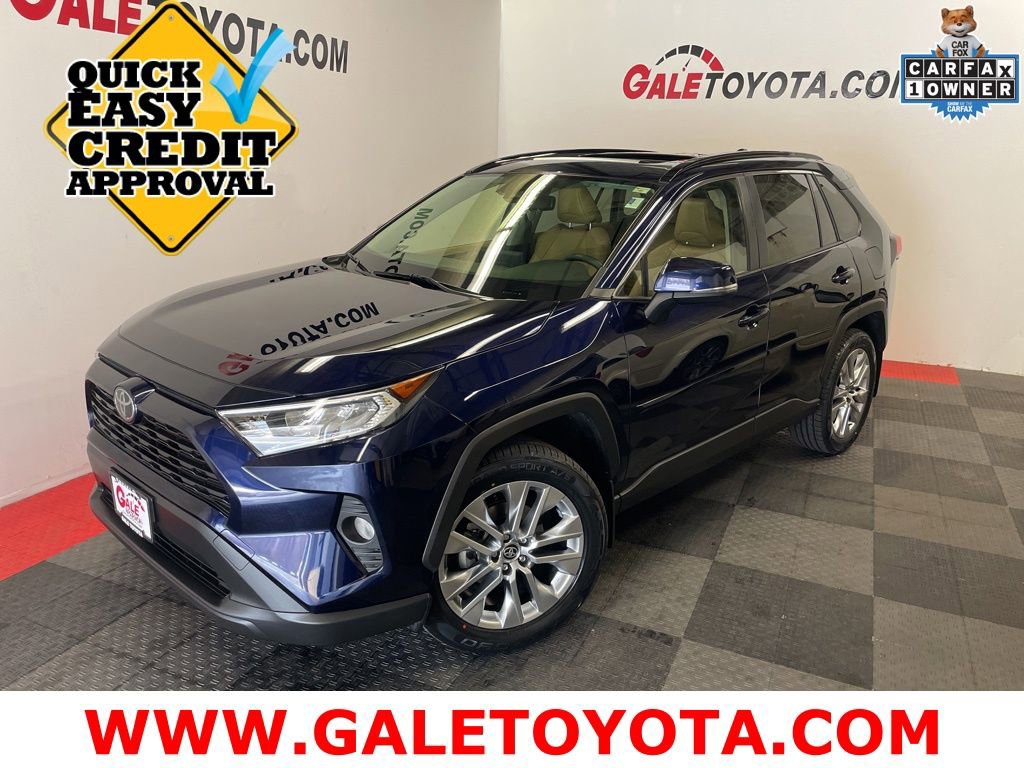 Used 2020 Toyota RAV4 XLE Premium image 1