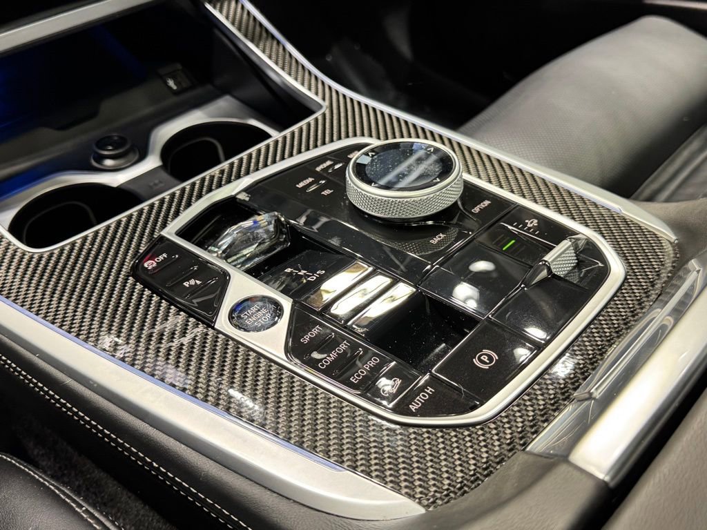 Used 2025 BMW X7 M60i image 15