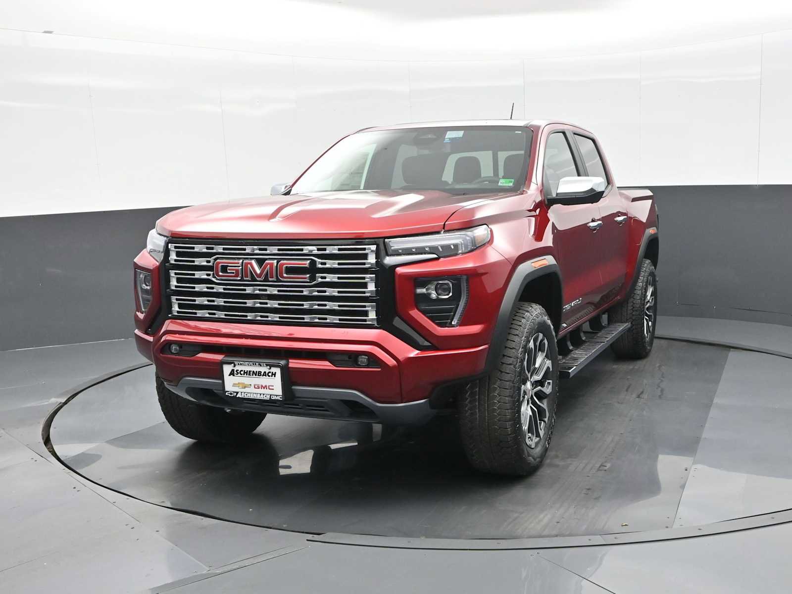 New 2026 GMC Canyon Denali image 5
