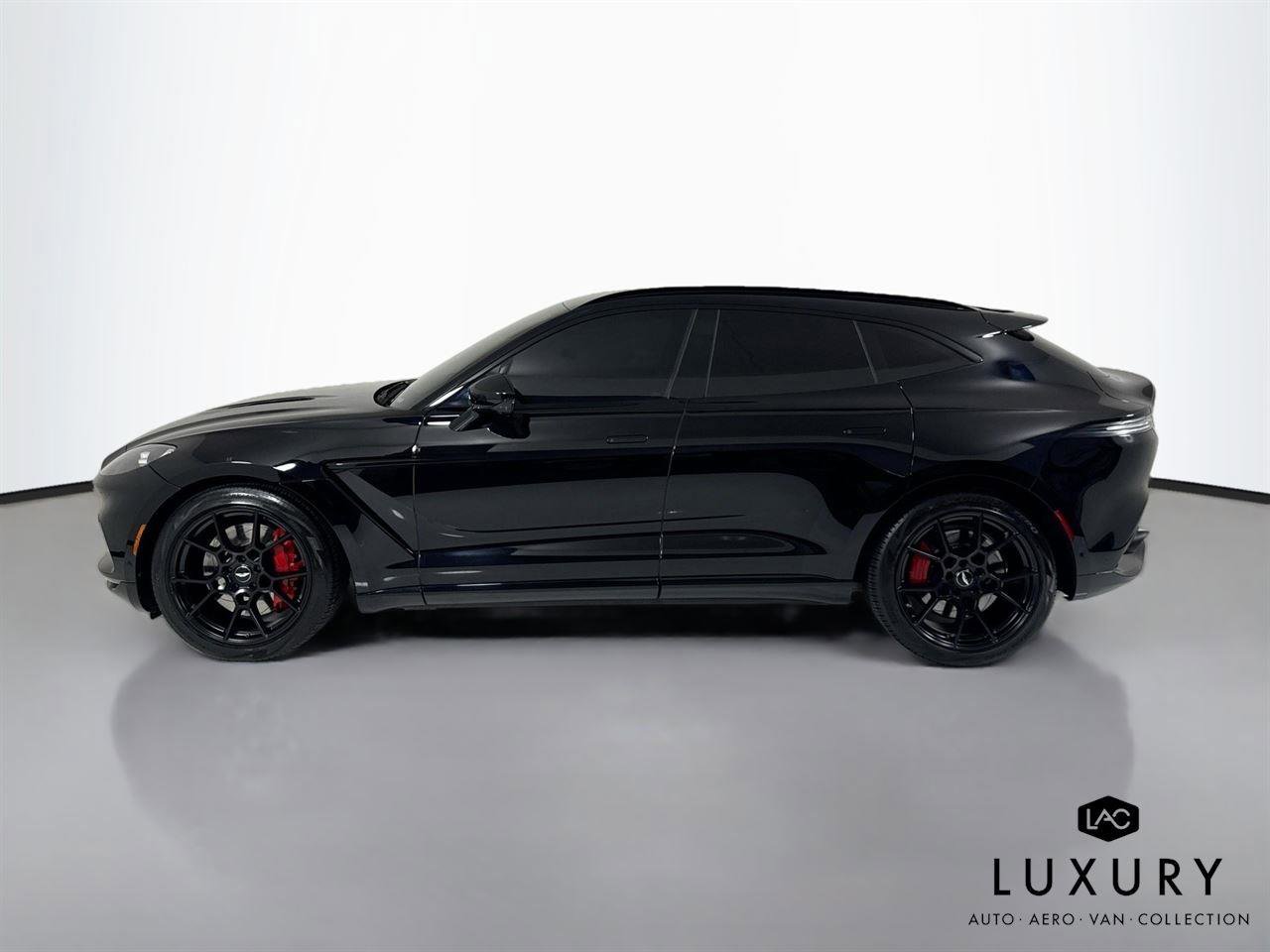 Used 2021 Aston Martin DBX image 9