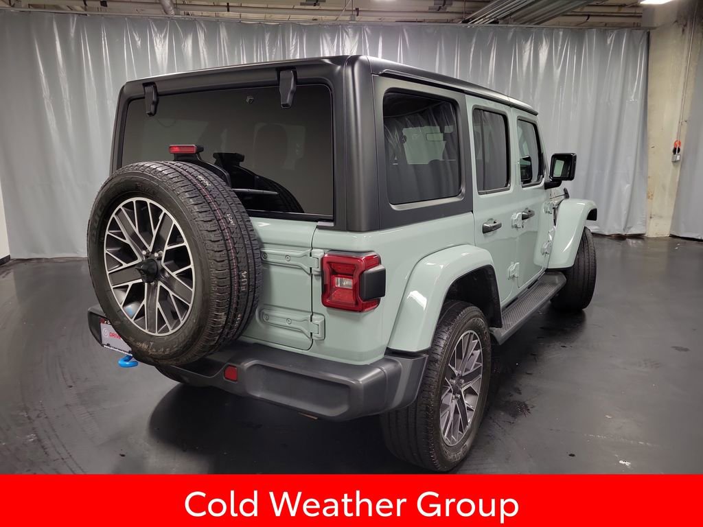 Used 2023 Jeep Wrangler Unlimited Sahara w/ Cold Weather Group AWD/4WD image 8