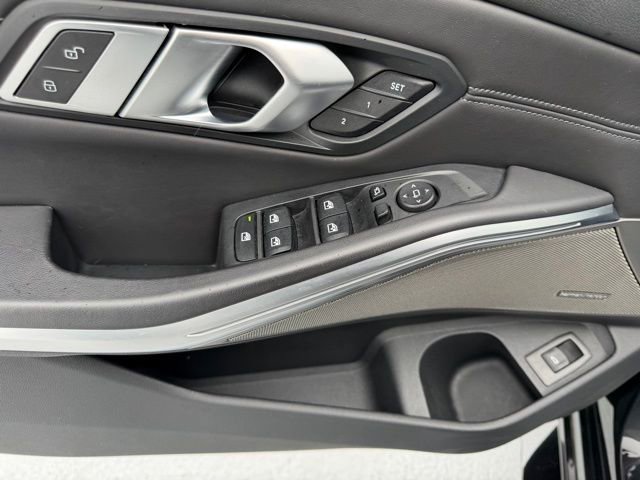 Used 2021 BMW M3 w/ Executive Package image 17