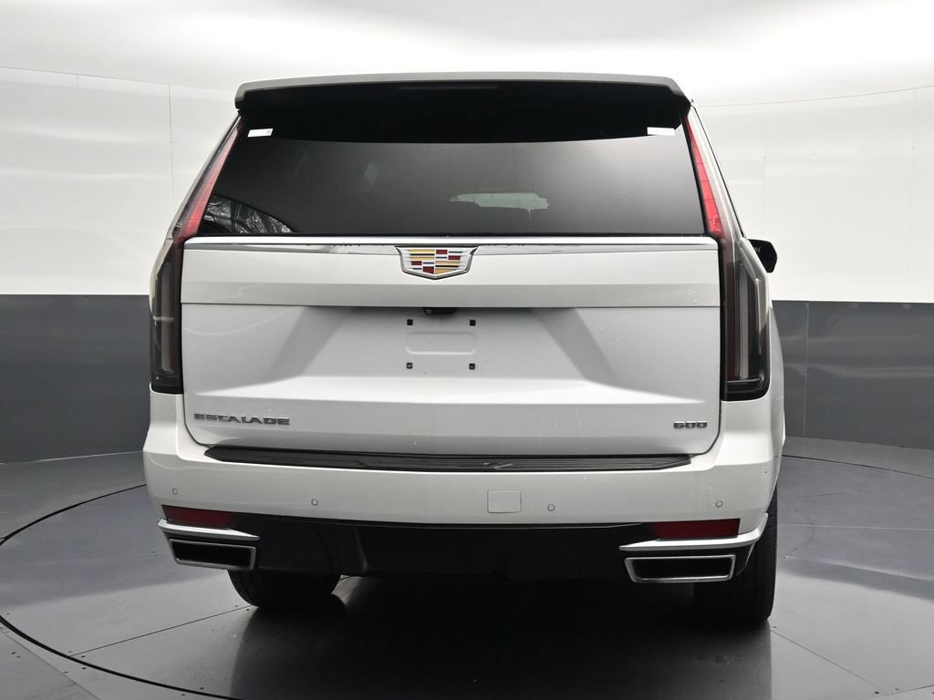 Used 2023 Cadillac Escalade Premium Luxury RWD image 2