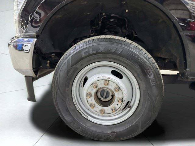 Used 2020 Ford F350 XL w/ Power Equipment Group AWD/4WD image 42