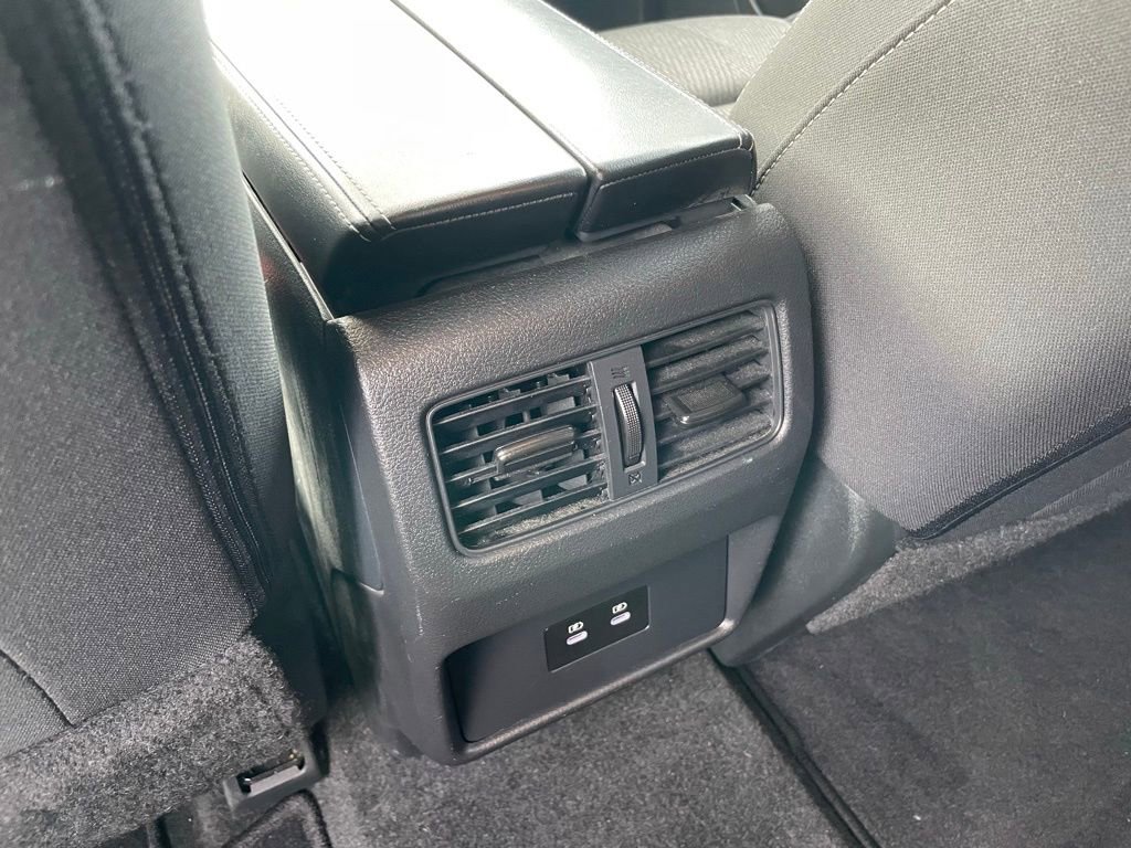 Used 2024 Nissan Rogue SV AWD/4WD image 24