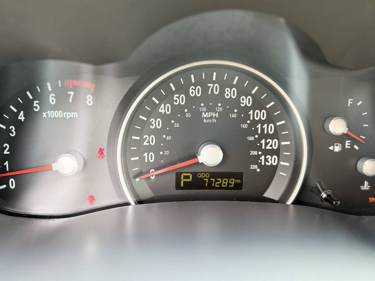 Used 2011 Kia Sedona EX FWD image 20