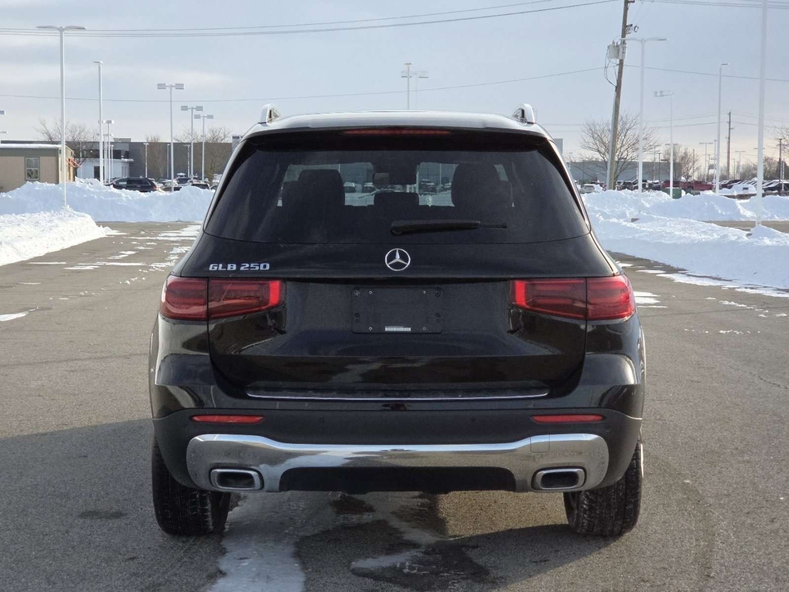 Used 2024 Mercedes-Benz GLB 250 image 13