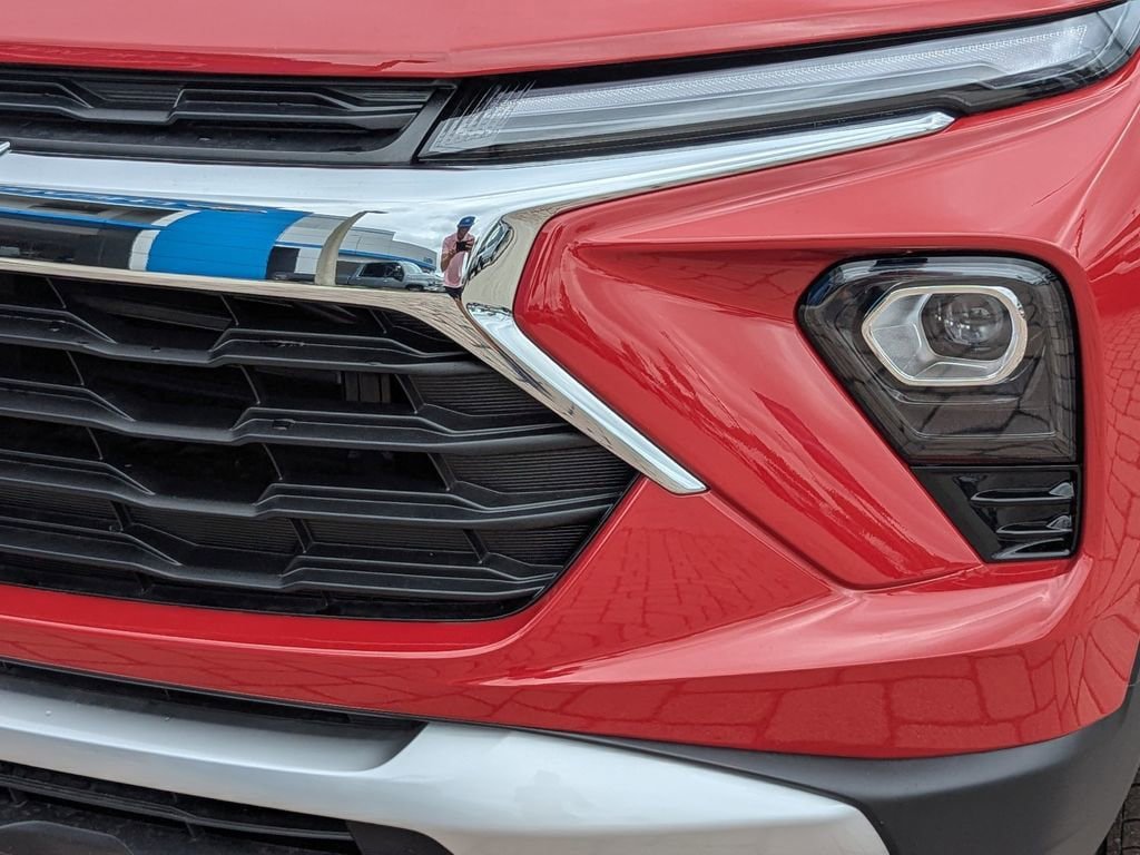 New 2026 Chevrolet TrailBlazer LT w/ LT Cold Weather Package FWD image 8