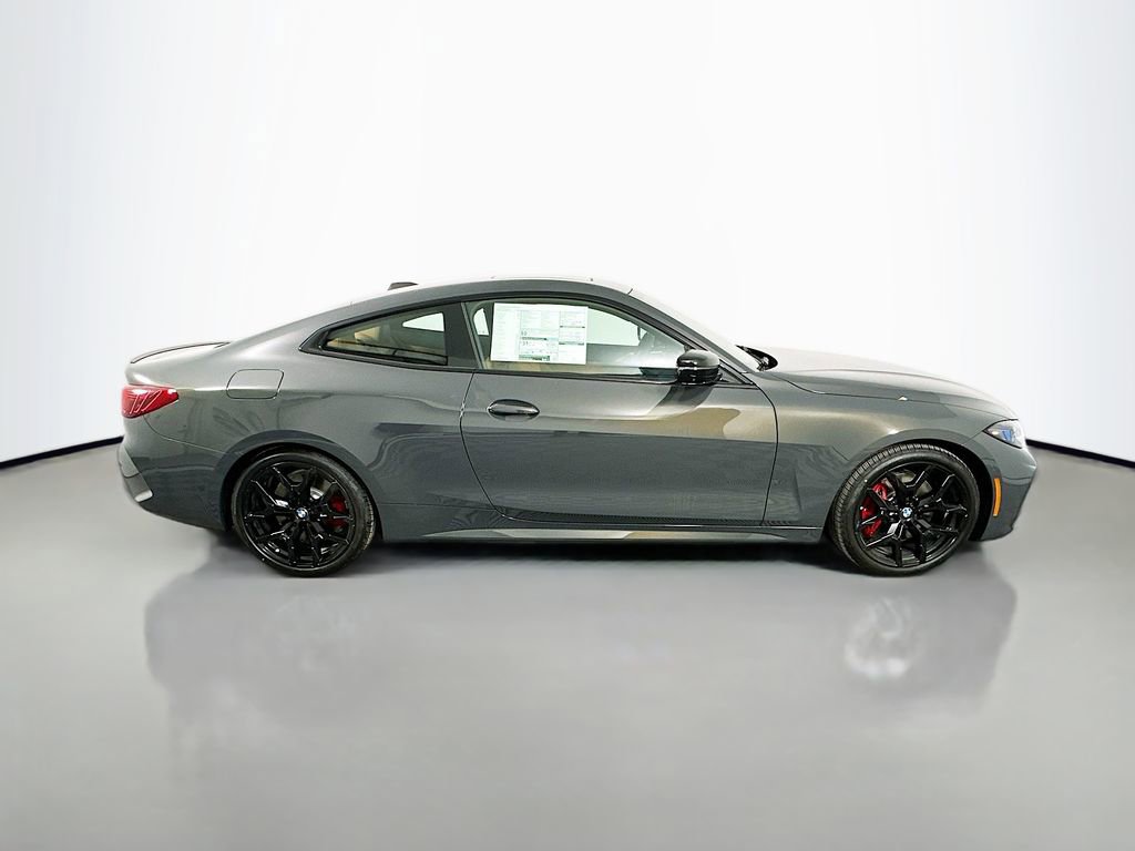 Used 2026 BMW 430i Coupe w/ M Sport Package image 4