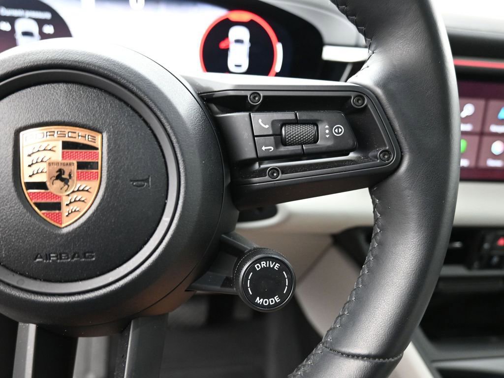 Certified 2024 Porsche Macan 4 Electric image 11