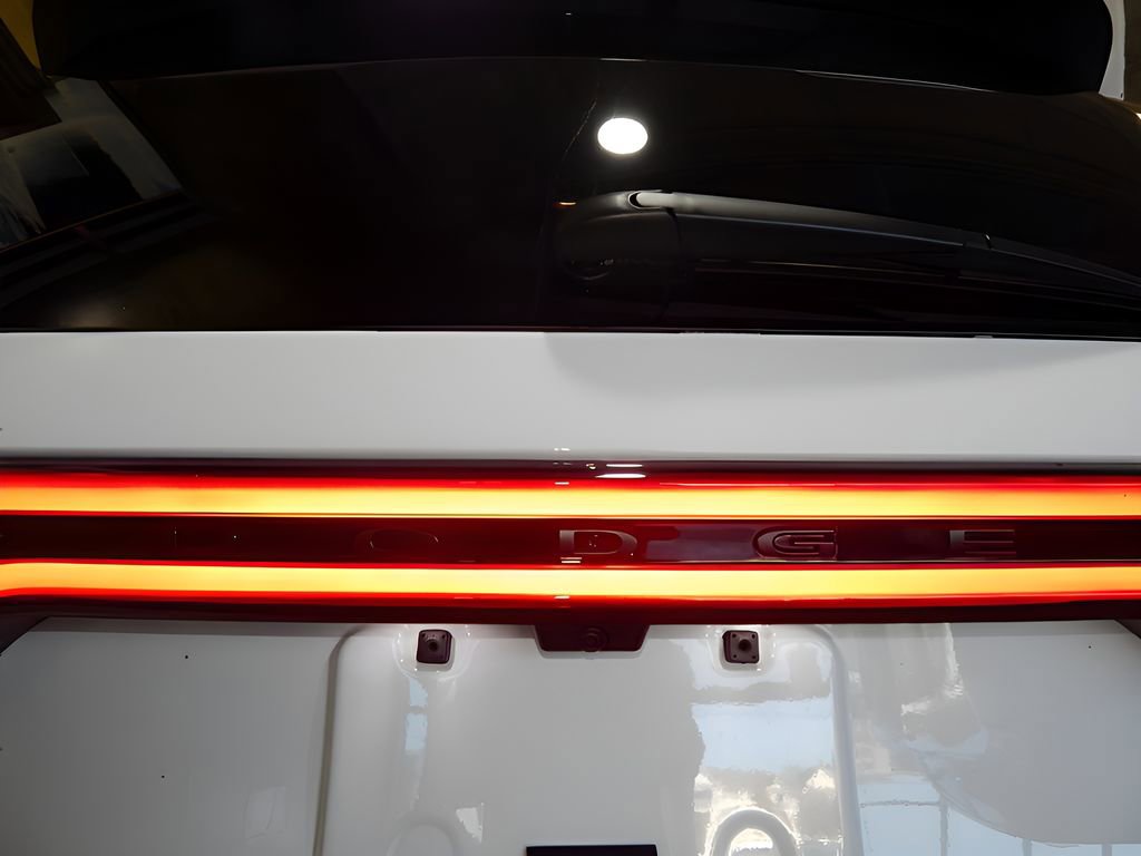 Used 2024 Dodge Durango SRT Hellcat AWD/4WD image 7