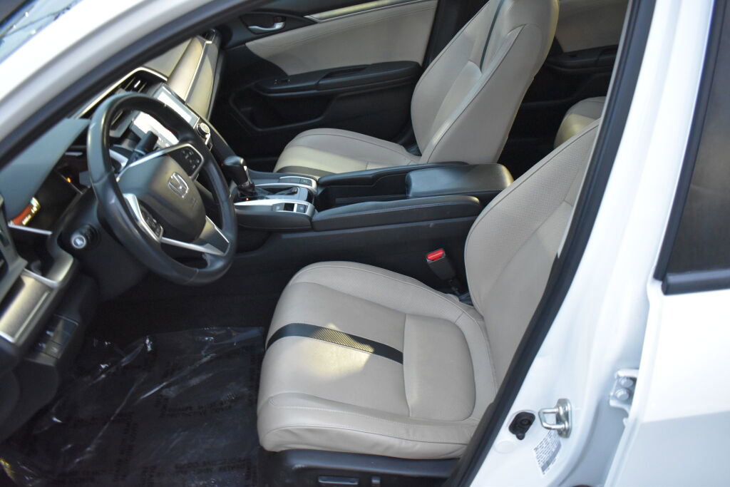 Used 2017 Honda Civic Touring image 15