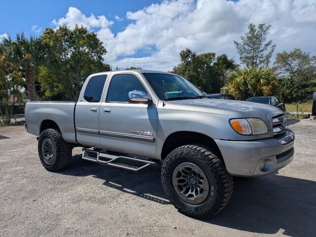 Used 2003 Toyota Tundra SR5 w/ SR5 Extra Value Pkg RWD image 9