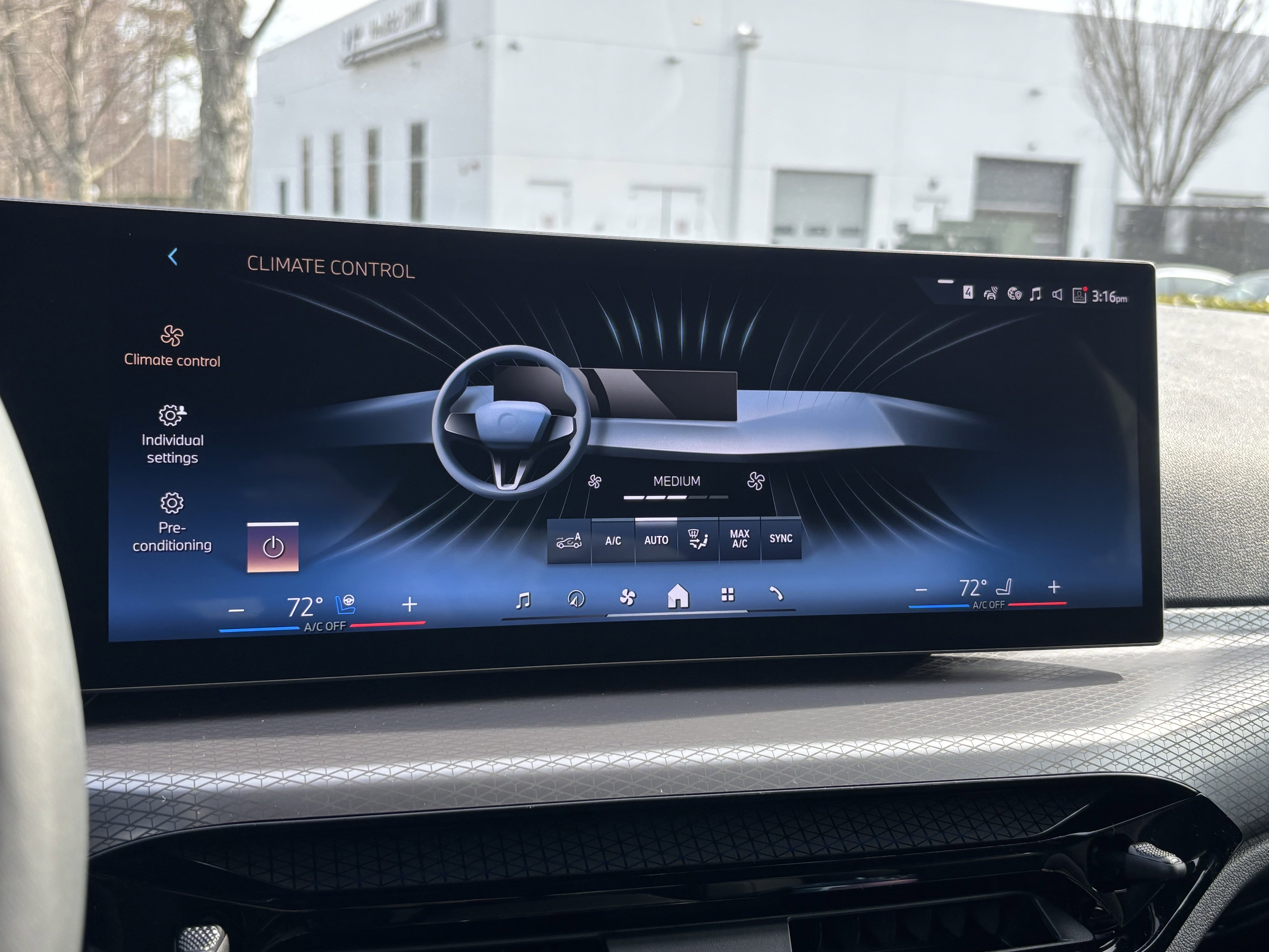 Used 2026 BMW i4 xDrive40i image 32