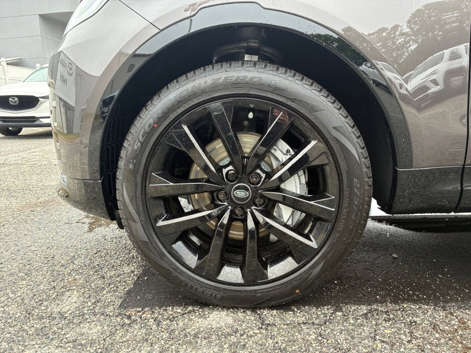 New 2026 Land Rover Discovery Dynamic SE AWD/4WD image 27