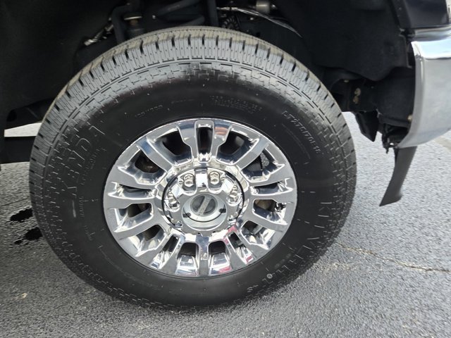 Used 2020 Ford F350 Lariat w/ Chrome Package AWD/4WD image 42