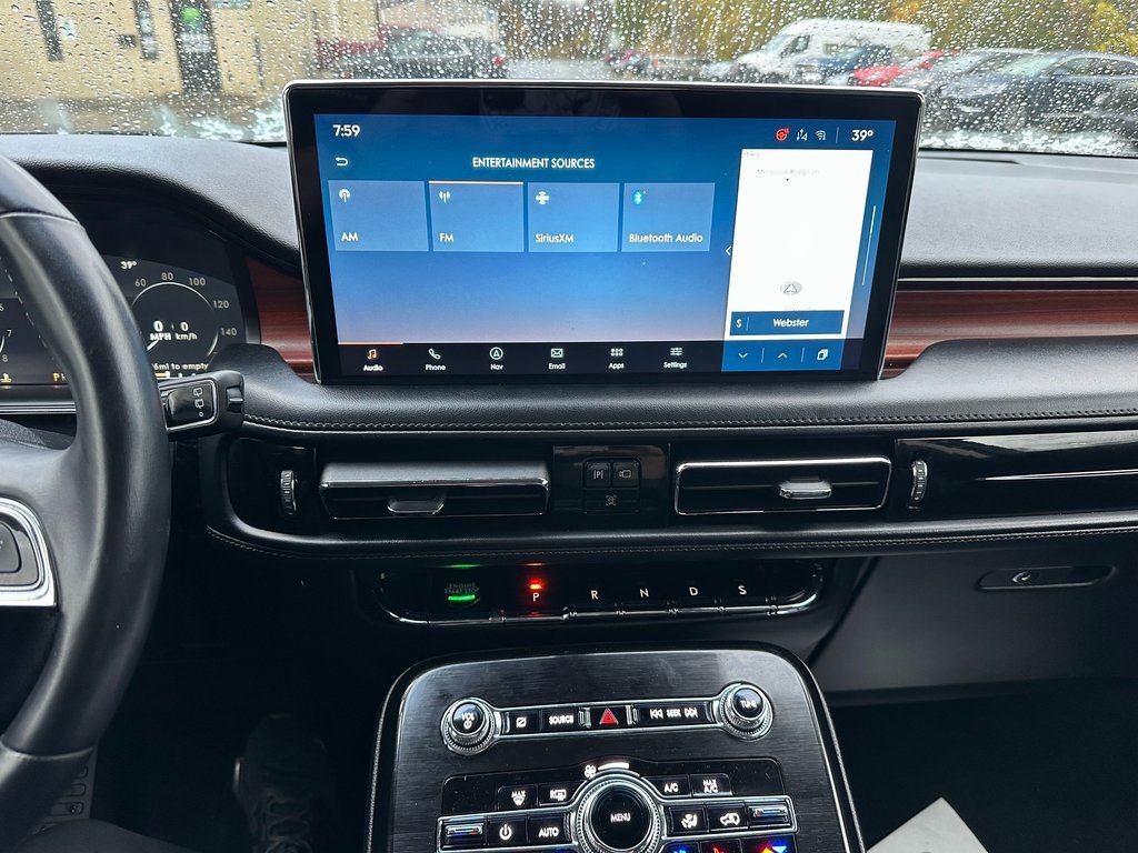 Used 2022 Lincoln Nautilus Reserve w/ Equipment Group 201A image 8