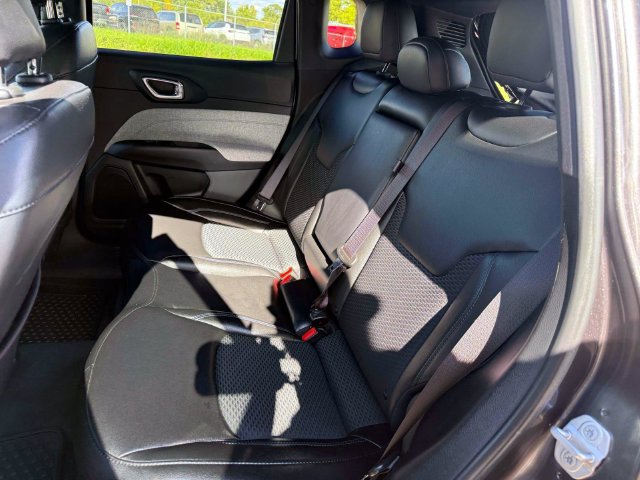 Certified 2023 Jeep Compass Latitude w/ Convenience Group AWD/4WD image 13