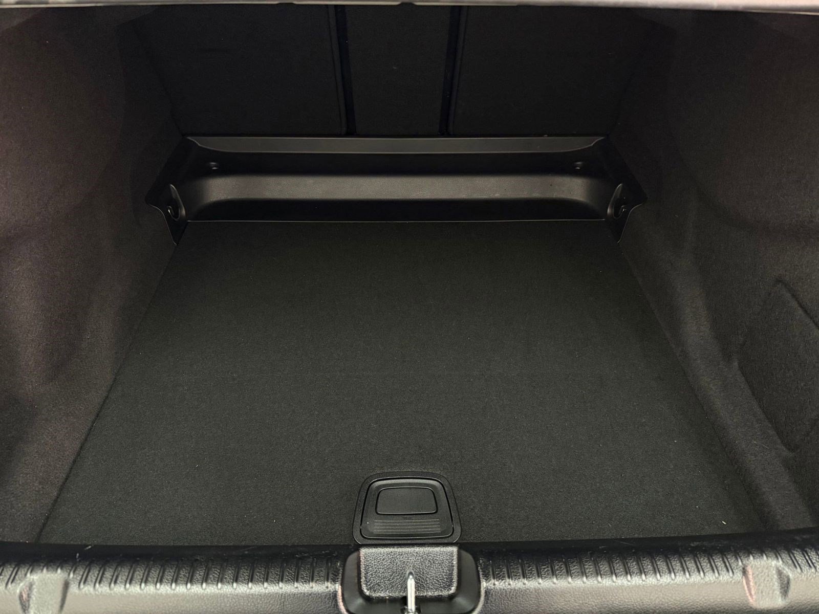 Certified 2023 Mercedes-Benz EQE AMG 4MATIC Sedan image 31