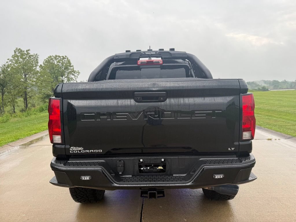 Used 2024 Chevrolet Colorado LT w/ LT Convenience Package RWD image 4