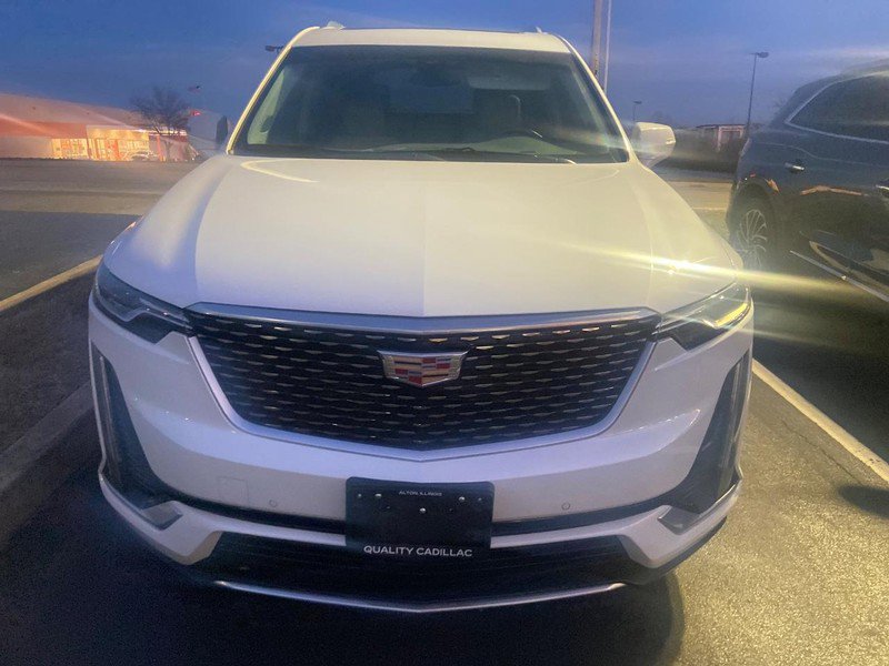 Certified 2024 Cadillac XT6 Premium Luxury image 2