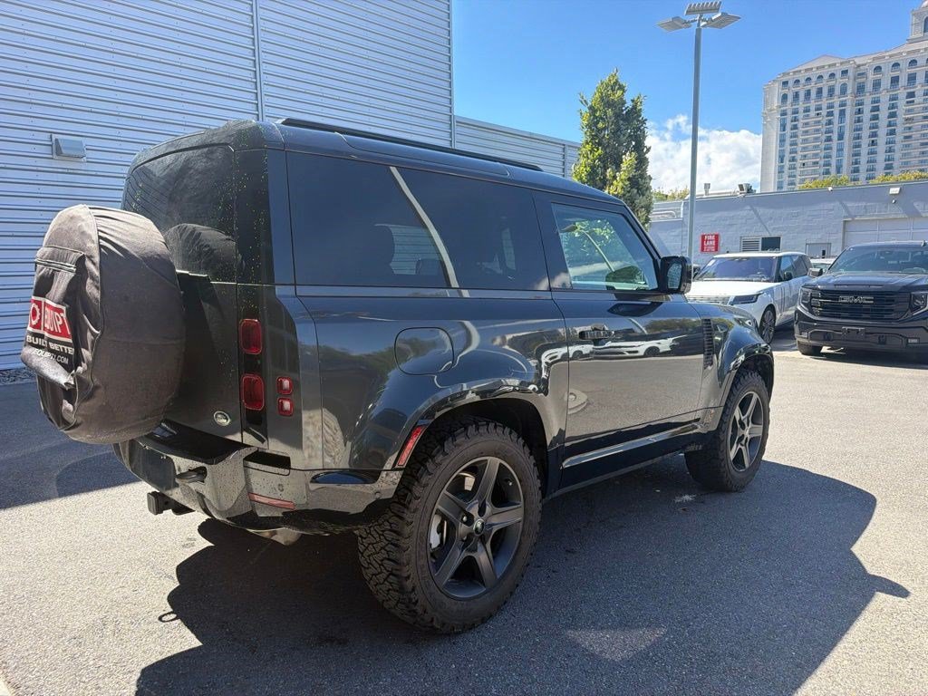 Used 2023 Land Rover Defender 90 X-Dynamic SE AWD/4WD image 7