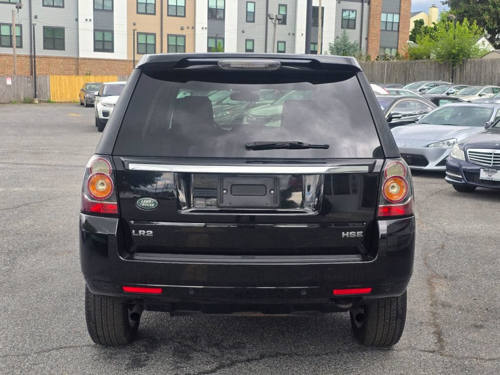 Used 2014 Land Rover LR2 HSE AWD/4WD image 5