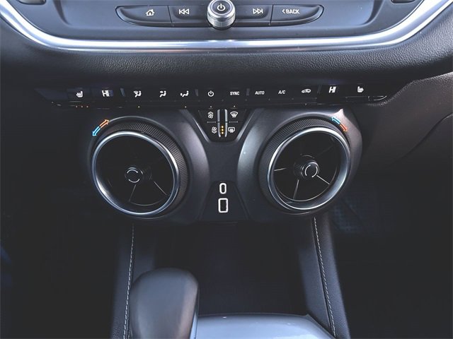 Certified 2025 Chevrolet Blazer LT w/ Midnight/Sport Edition image 17