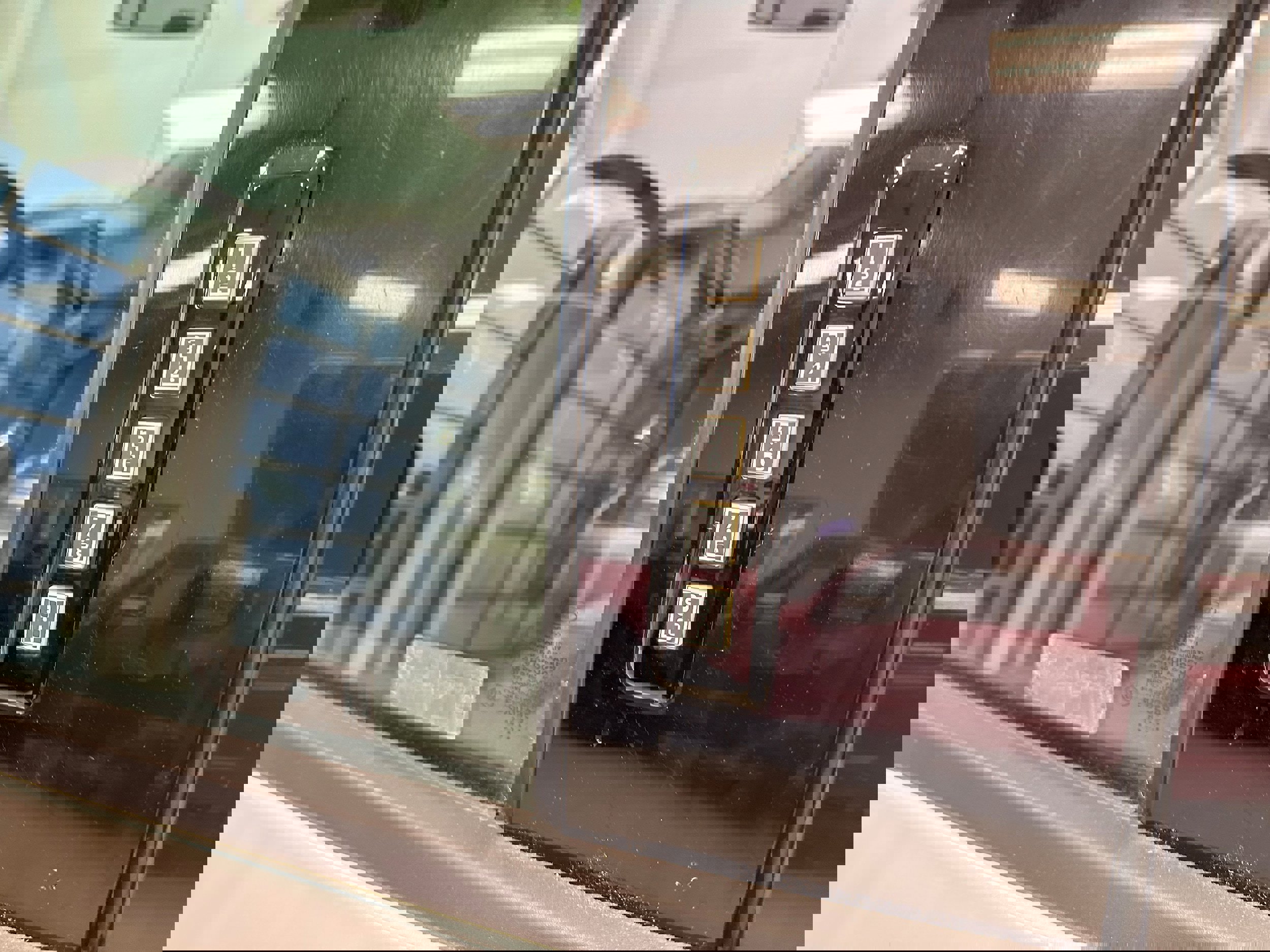 Used 2018 Ford F150 Lariat image 9