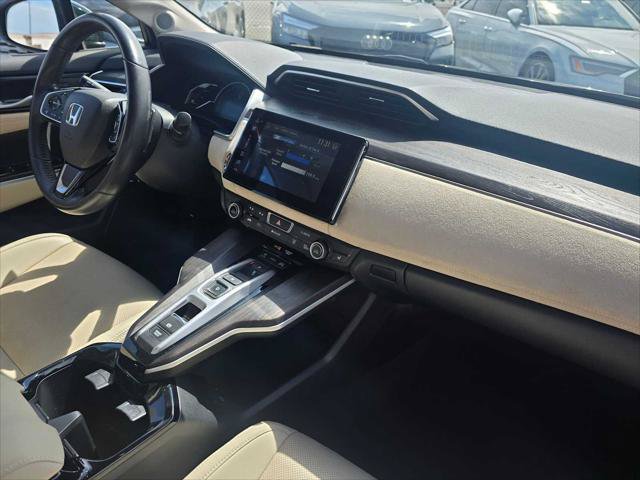 Used 2020 Honda Clarity Touring image 11