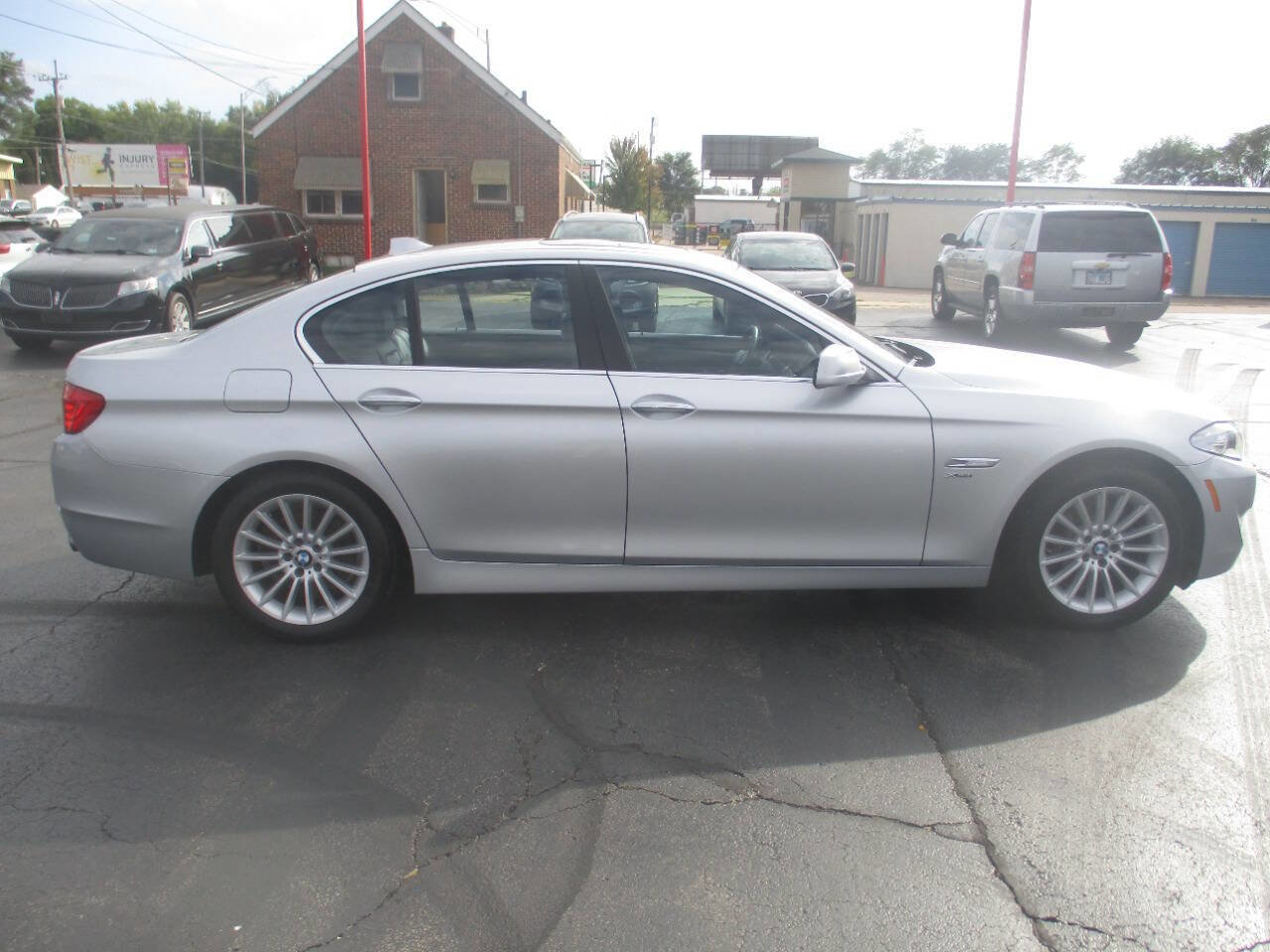 Used 2011 BMW 535i xDrive Sedan image 9