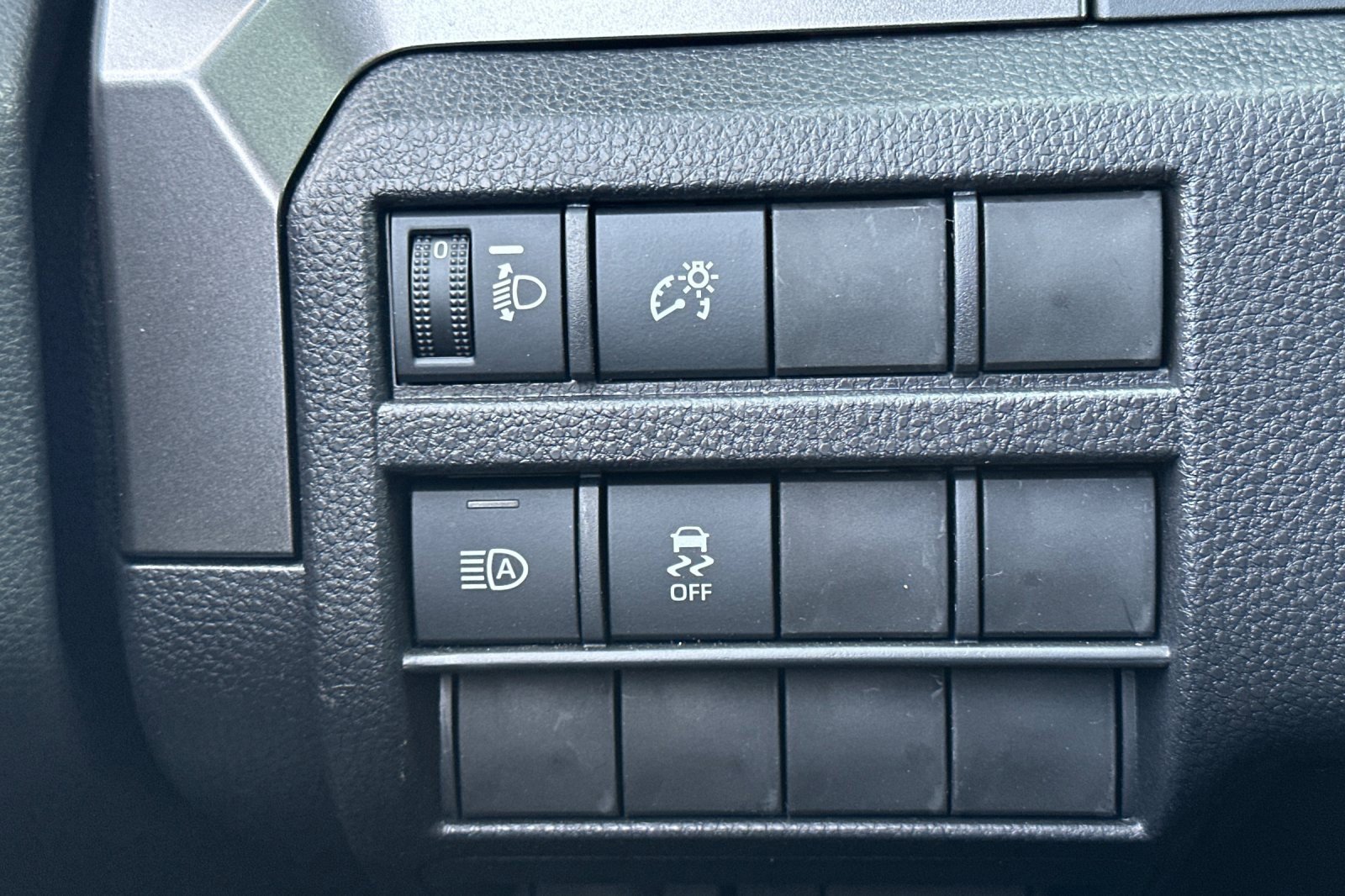 New 2025 Toyota Tacoma TRD Off-Road image 23