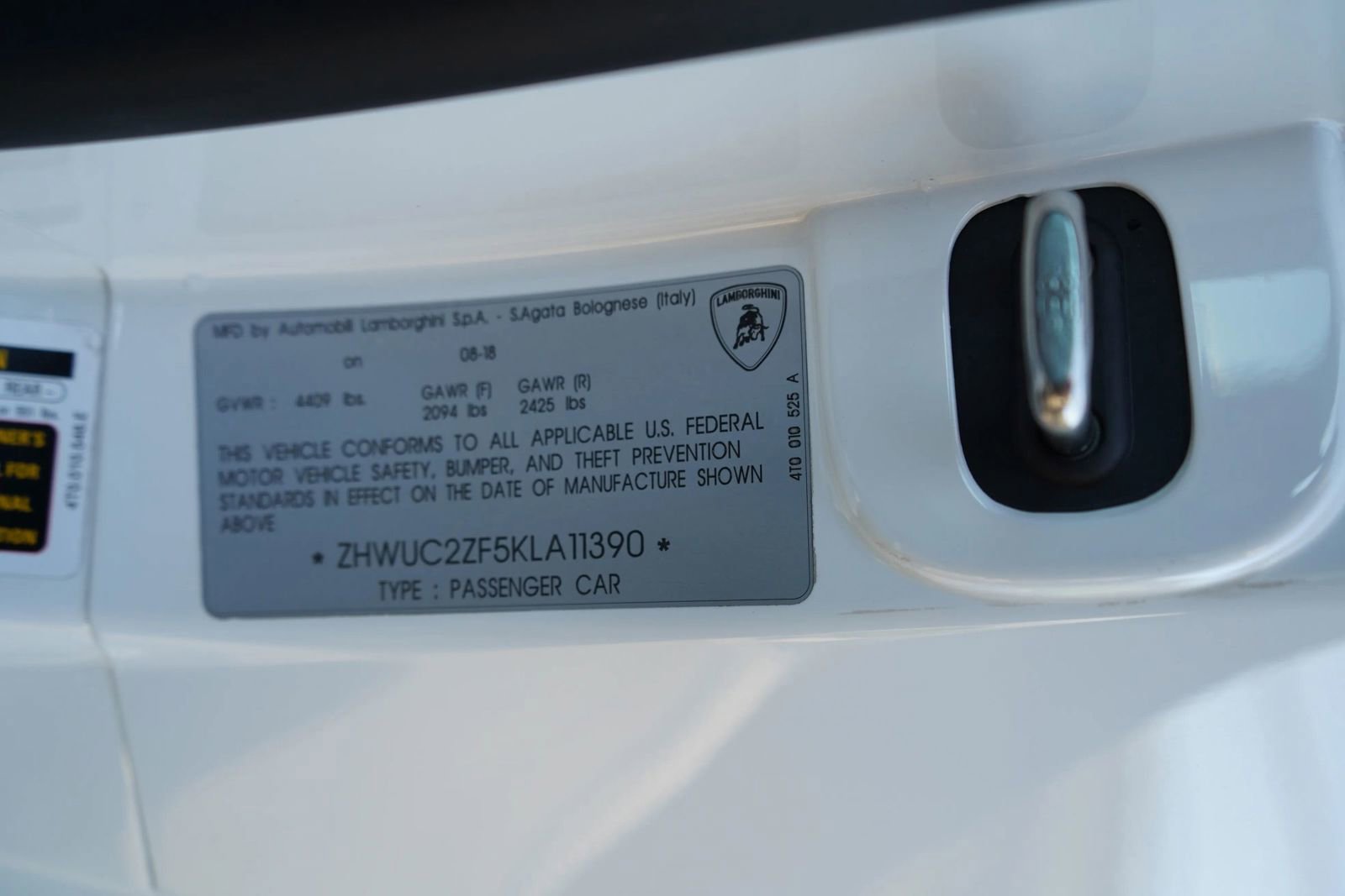 Used 2019 Lamborghini Huracan LP 580-2 image 10