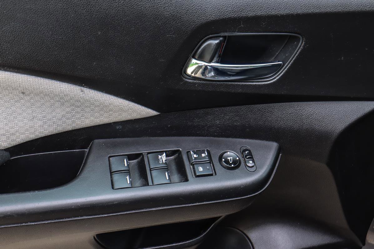 Used 2015 Honda CR-V EX image 35