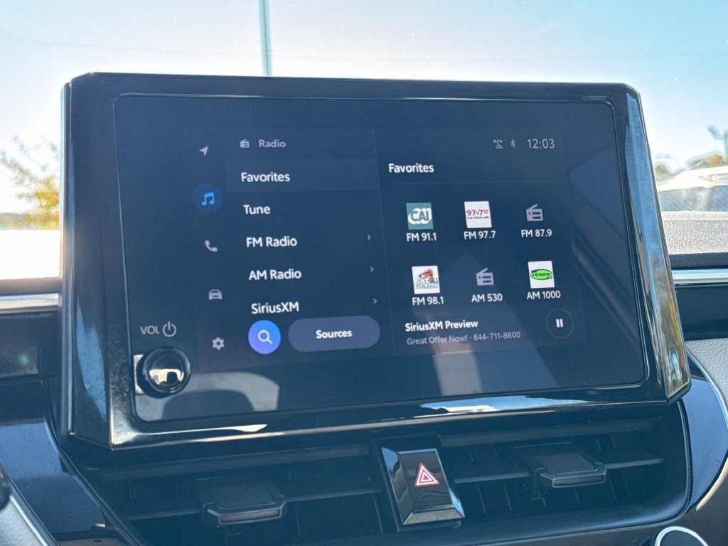Used 2025 Toyota Corolla LE FWD image 22