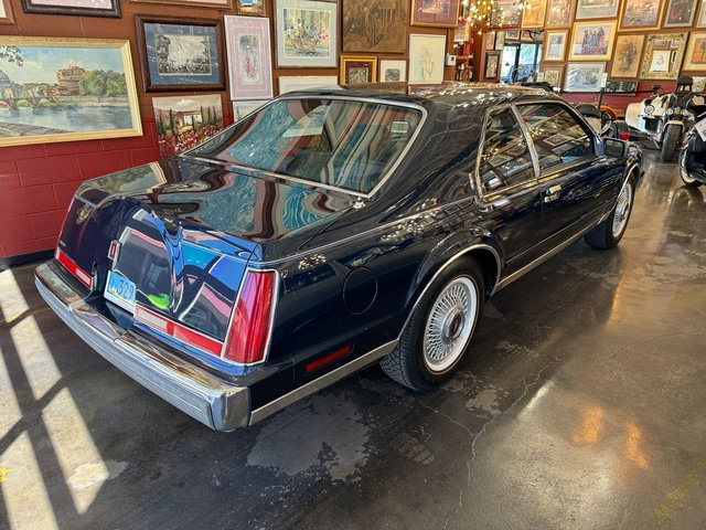 Used 1988 Lincoln Mark VII Blass image 10