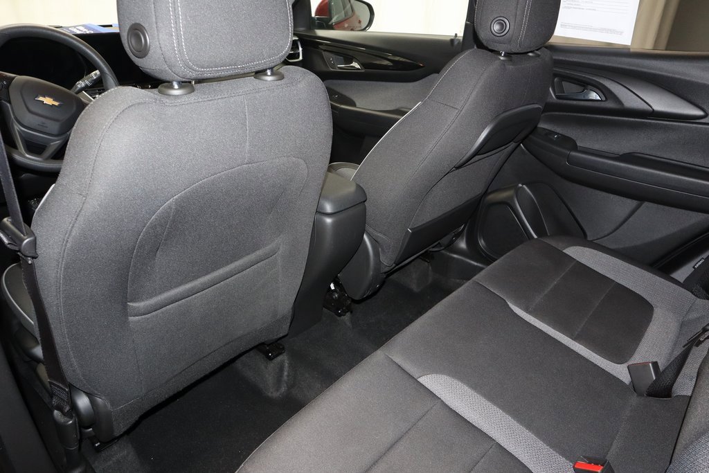 Used 2025 Chevrolet TrailBlazer LT w/ Driver Confidence Package image 21