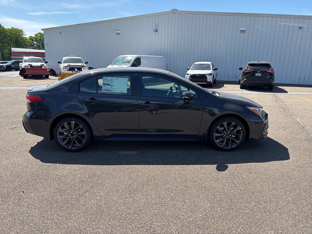 Certified 2026 Toyota Corolla SE w/ SE Package FWD image 8