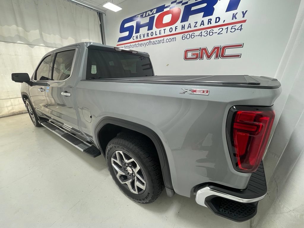 Used 2023 GMC Sierra 1500 SLT w/ SLT Premium Package AWD/4WD image 8