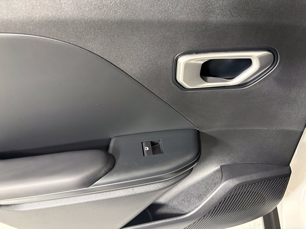 New 2026 Kia K4 FWD image 33
