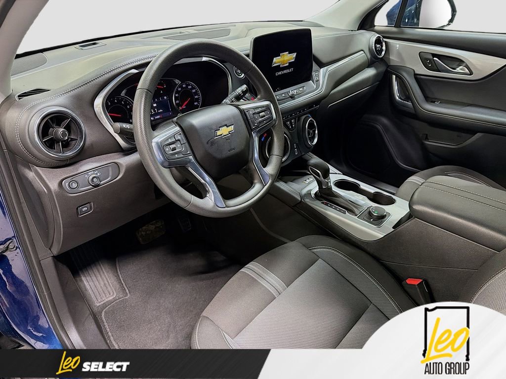 Used 2023 Chevrolet Blazer LT w/ Convenience Package image 9
