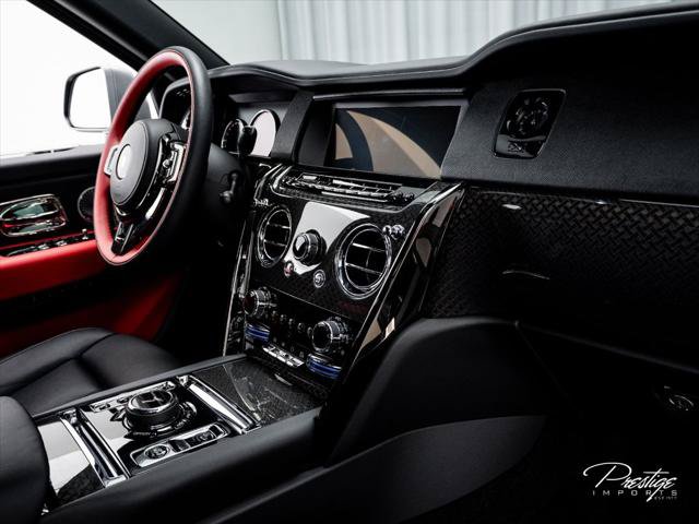 Used 2024 Rolls-Royce Cullinan Black Badge AWD/4WD image 45