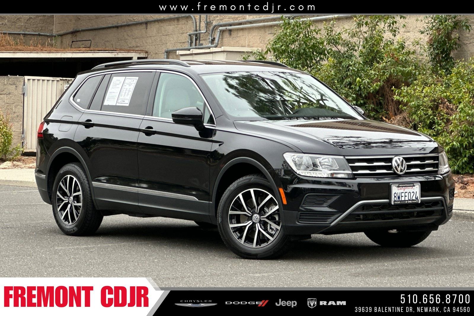 Used 2021 Volkswagen Tiguan SE AWD/4WD image 1