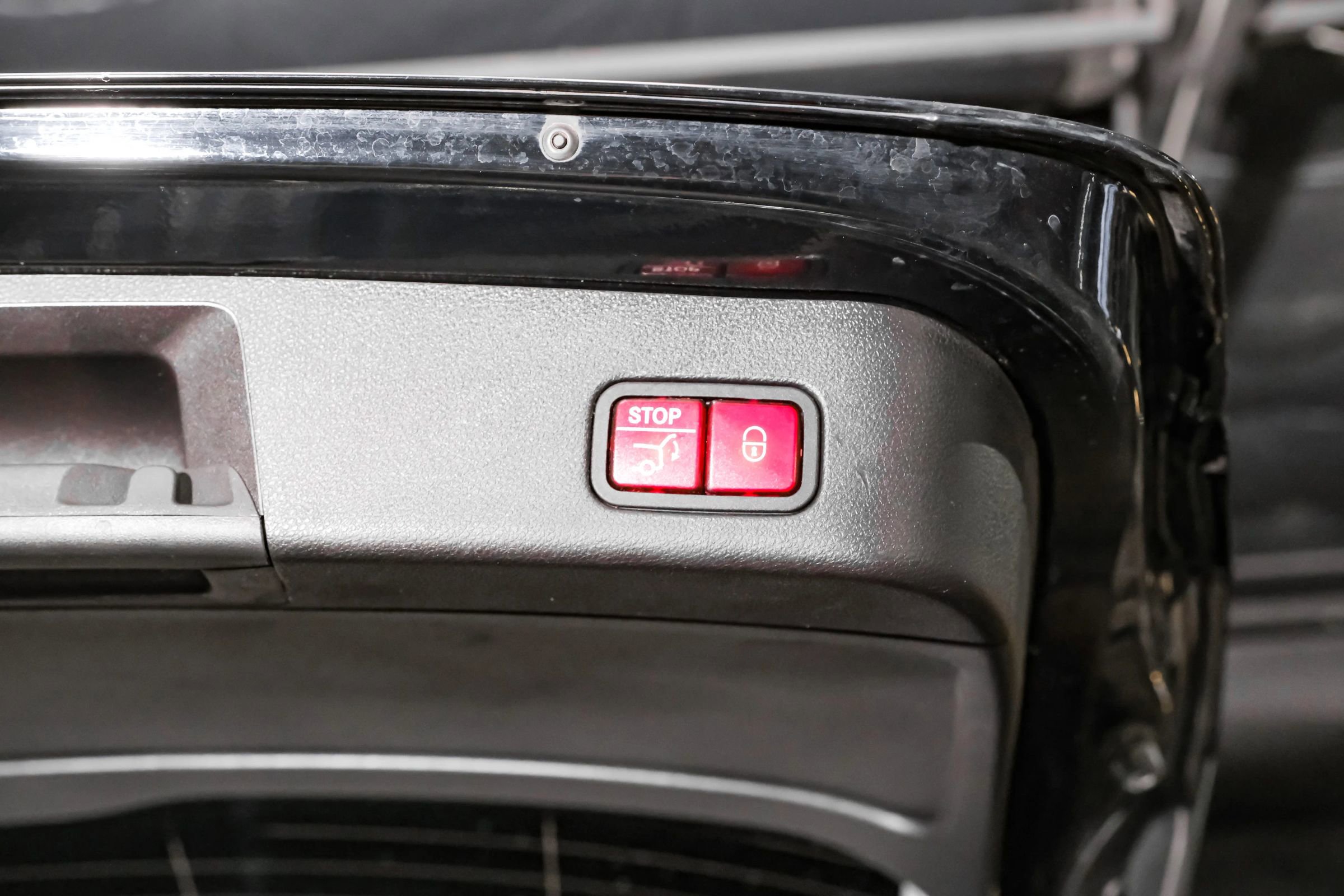 Used 2015 Mercedes-Benz ML 250 BlueTEC 4MATIC image 49