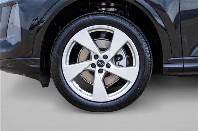 New 2026 Audi Q5 Premium Plus AWD/4WD image 9