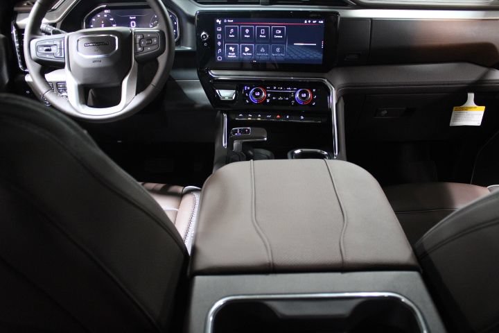 New 2026 GMC Sierra 1500 Denali w/ Denali Reserve Package AWD/4WD image 34