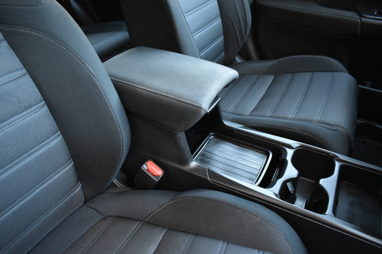 Used 2021 Honda CR-V LX image 25