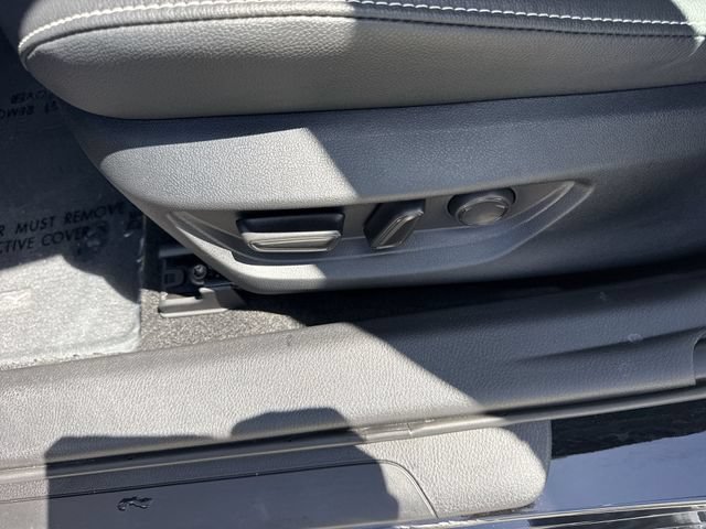 Used 2026 Toyota Camry SE FWD image 12