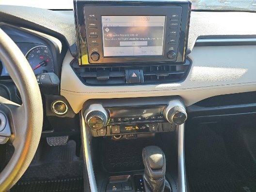 Used 2019 Toyota RAV4 XLE image 7